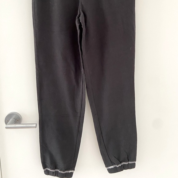 Splendid - Matching pullover, joggers & scrunchie - Picture 9 of 12